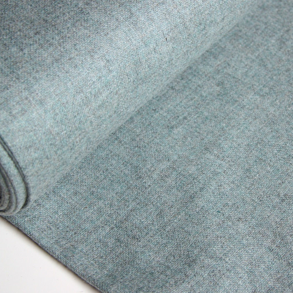 British Wool - No. 33 - Powder Blue