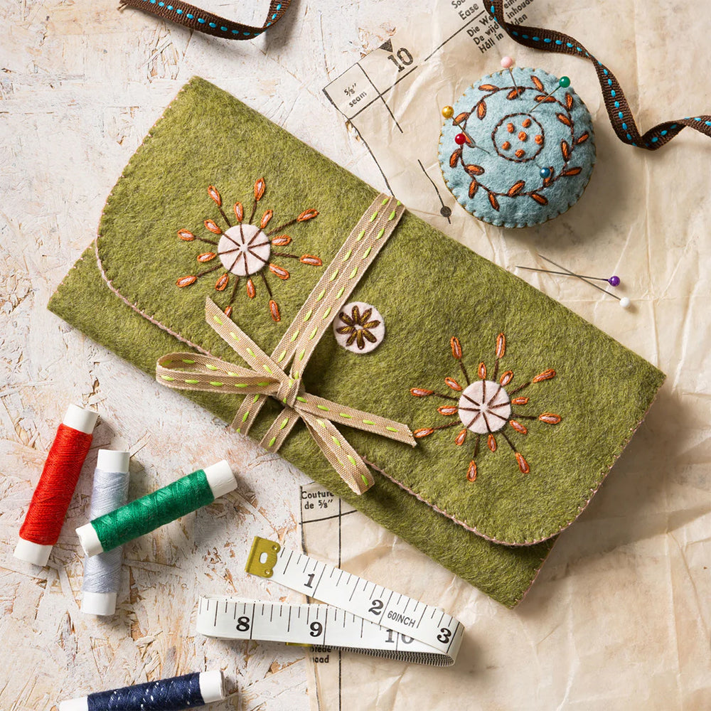 Felt Craft Kit - Sewing Roll